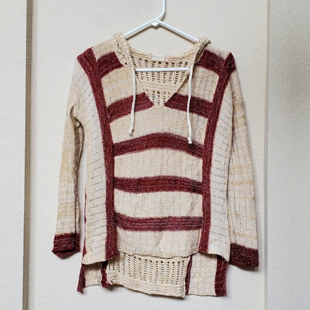 Altar'd State Hooded Pullover. Size Small